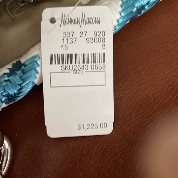 𝅺DOLCE & GABANNA Cross Body Bag - Picture 16 of 16